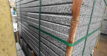 聊城芝麻白楼梯踏步室外