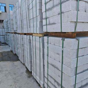 聊城芝麻白路牙石，路侧石