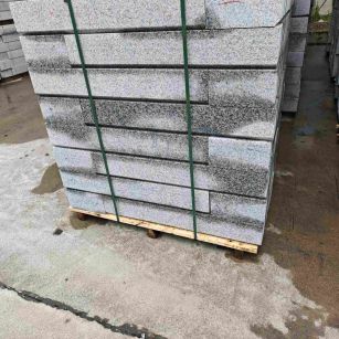 聊城芙蓉白路牙石，马路牙子