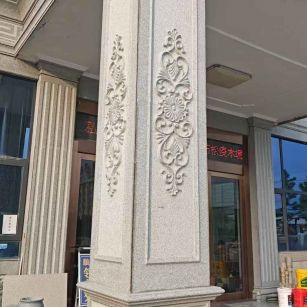 聊城芝麻白别墅雕刻柱子  黄金麻