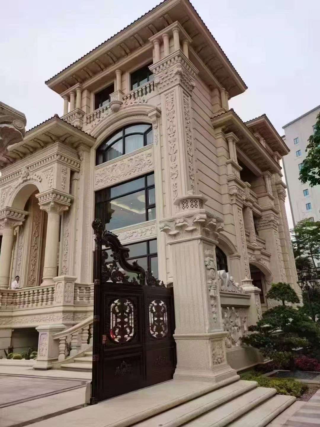 聊城黄金麻别墅外墙异形定制