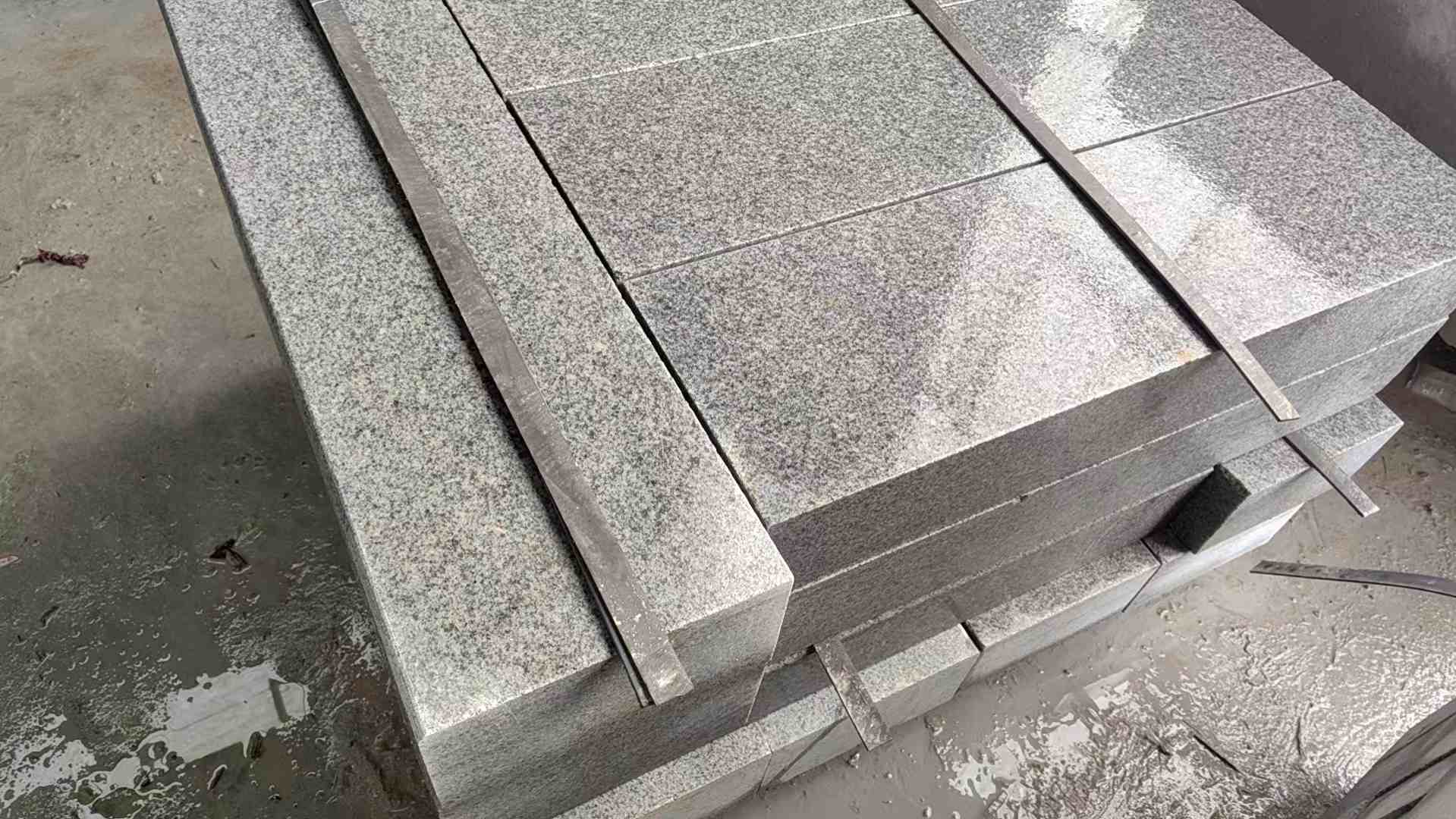 聊城芝麻灰 芝麻白 路牙石 路侧石 马路牙子